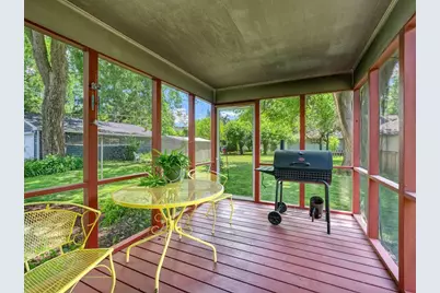 806 Myrtle Street, Hudson, WI 54016 - Photo 14