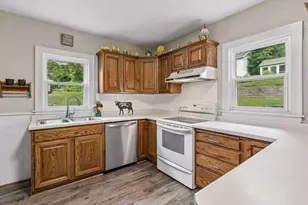 520 Hawthorn St, Red Wing, MN 55066 - Photo 16