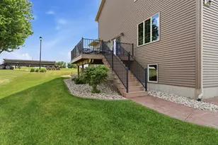 605 E 2nd Ave, Beaver Creek, MN 56116 - Photo 38