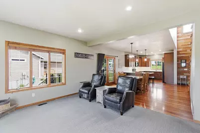 605 E 2nd Avenue, Beaver Creek, MN 56116 - Photo 12