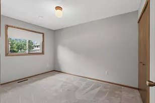 8500 S Maplebrook Cir, Brooklyn Park, MN 55445 - Photo 22