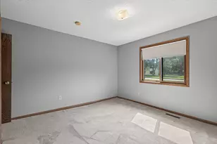 8500 S Maplebrook Cir, Brooklyn Park, MN 55445 - Photo 20