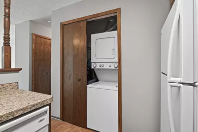 8500 S Maplebrook Circle, Brooklyn Park, MN 55445 - Photo 16