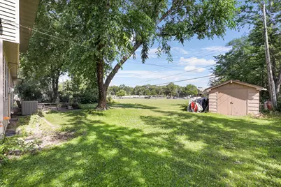 2340 Skyline Drive, Bloomington, MN 55425 - Photo 4