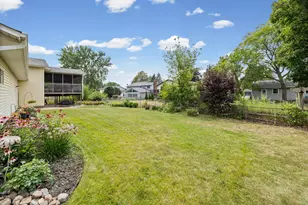 3021 Mary Ct, Maplewood, MN 55109 - Photo 22