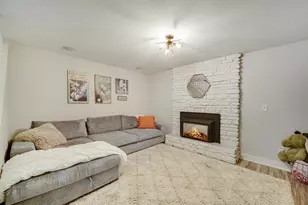 6912 Paiute Dr, Edina, MN 55439 - Photo 30