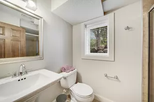 6912 Paiute Dr, Edina, MN 55439 - Photo 34