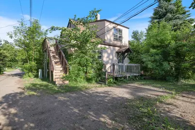 202 Olcott Avenue, Coleraine, MN 55722 - Photo 4