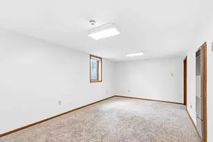 1513 11th St N, Fargo, ND 58102 - Photo 32