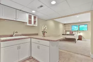 8264 Kingslee Rd, Bloomington, MN 55438 - Photo 30