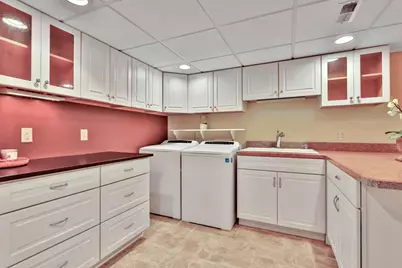 8264 Kingslee Road, Bloomington, MN 55438 - Photo 28