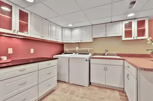 8264 Kingslee Rd, Bloomington, MN 55438 - Photo 28