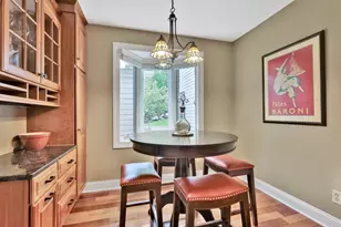 8264 Kingslee Rd, Bloomington, MN 55438 - Photo 12