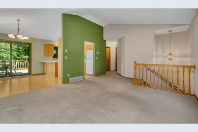 39 Fairfield Lane, Saint Cloud, MN 56303 - Photo 4