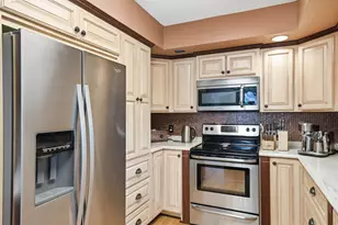 13500 Georgia Dr, Apple Valley, MN 55124 - Photo 18