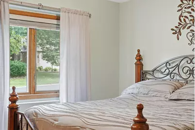 13500 Georgia Drive, Apple Valley, MN 55124 - Photo 32