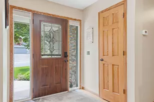 13500 Georgia Dr, Apple Valley, MN 55124 - Photo 4
