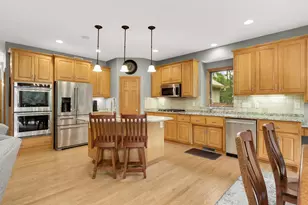 679 Oakgreen Ave Ct N, West Lakeland Township, MN 55082 - Photo 18