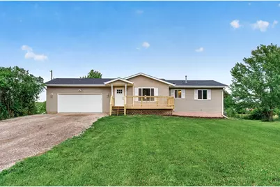 33545 Oriole Avenue, Lindstrom, MN 55045 - Photo 4