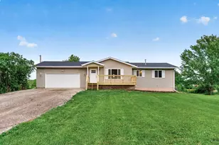 33545 Oriole Ave, Lindstrom, MN 55045 - Photo 4