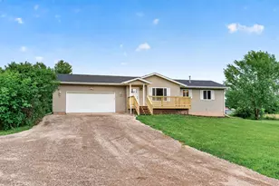 33545 Oriole Ave, Lindstrom, MN 55045 - Photo 2