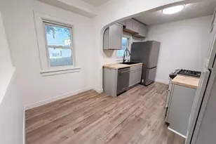 2715 Irving Ave N, Minneapolis, MN 55411 - Photo 2