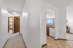 433 S 7th St, Minneapolis, MN 55415 - Photo 4