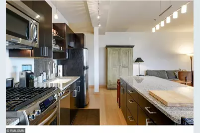 521 2nd Street SE #306, Minneapolis, MN 55414 - Photo 2