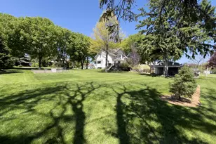 803 S Pine St, Caledonia, MN 55921 - Photo 4