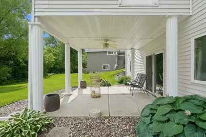 10196 Stony Creek Drive, Woodbury, MN 55129 - Photo 12
