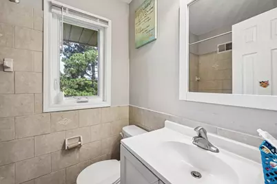 7454 Olson Memorial Highway, Golden Valley, MN 55427 - Photo 18