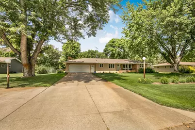 1021 Bromo Avenue, Saint Cloud, MN 56303 - Photo 2