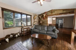 421 N Birch St, Royalton, MN 56373 - Photo 6