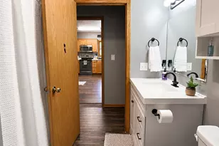 908 E Main St, Dodge Center, MN 55927 - Photo 14
