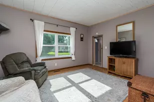1041 Quincy St, North Mankato, MN 56003 - Photo 6