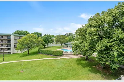 10411 Cedar Lake Road #419, Minnetonka, MN 55305 - Photo 26