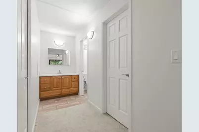 10411 Cedar Lake Road #419, Minnetonka, MN 55305 - Photo 14