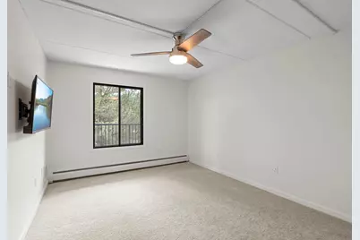10411 Cedar Lake Road #419, Minnetonka, MN 55305 - Photo 18