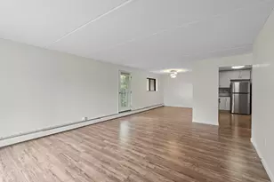 10411 Cedar Lake Rd, Minnetonka, MN 55305 - Photo 6