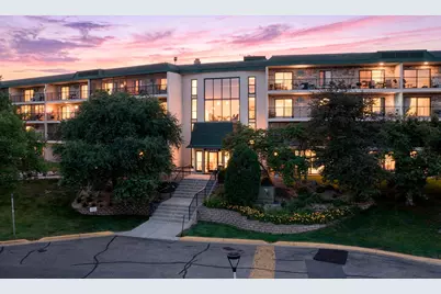 10411 Cedar Lake Road #419, Minnetonka, MN 55305 - Photo 1