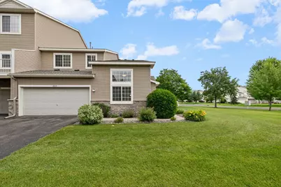 6610 Peony Lane N #6610B, Maple Grove, MN 55311 - Photo 2