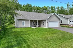 915 N Basswood Ave, Duluth, MN 55811 - Photo 32
