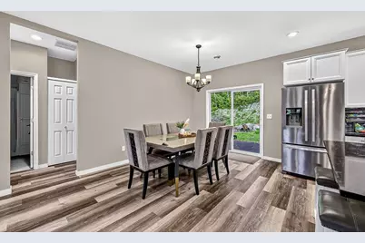 915 N Basswood Avenue, Duluth, MN 55811 - Photo 8