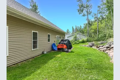915 N Basswood Avenue, Duluth, MN 55811 - Photo 24