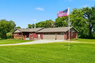 5037 22nd Ave SW, Owatonna, MN 55060 - Photo 2