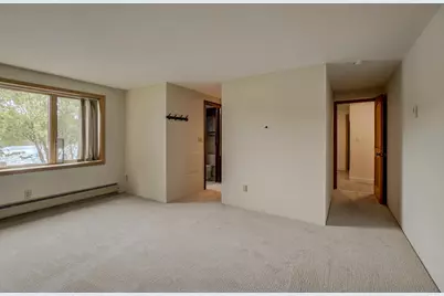 520 Glenbrook Avenue N, Oakdale, MN 55128 - Photo 46