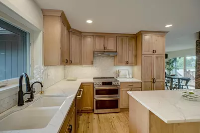 520 Glenbrook Avenue N, Oakdale, MN 55128 - Photo 28