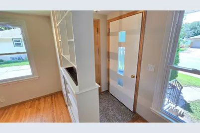 3001 29th Avenue NE, Saint Anthony, MN 55418 - Photo 2