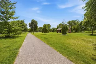 7840 Harold Ave, Golden Valley, MN 55427 - Photo 58