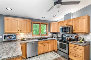 5235 Kingswood Ln, Hermantown, MN 55811 - Photo 14